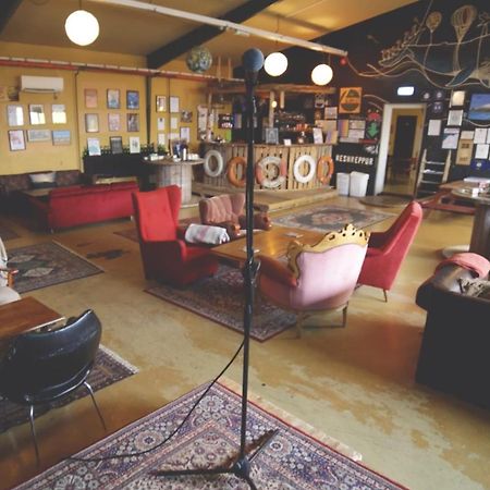 The Freezer Hostel & Culture Center 헬리산두르 외부 사진