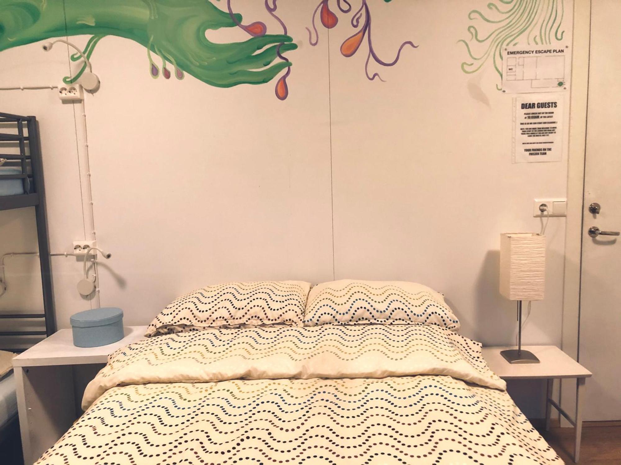 The Freezer Hostel & Culture Center 헬리산두르 객실 사진